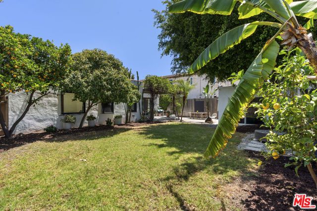 947 S Cloverdale Avenue, Los Angeles, CA 90036