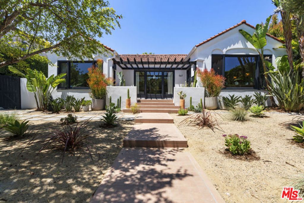 947 S Cloverdale Avenue, Los Angeles, CA 90036