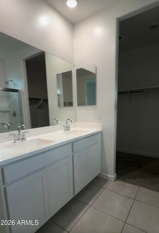 24066 W FLORES Drive, Buckeye, AZ 85326