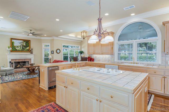 8024 WESTCHESTER Place, Montgomery, AL 36117