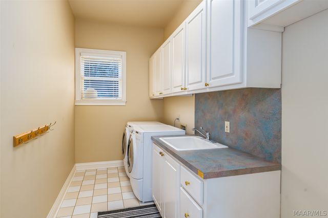 8024 WESTCHESTER Place, Montgomery, AL 36117