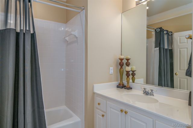 8024 WESTCHESTER Place, Montgomery, AL 36117