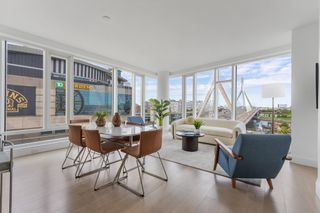 100 Lovejoy Wharf PH-1D, Boston, MA 02114