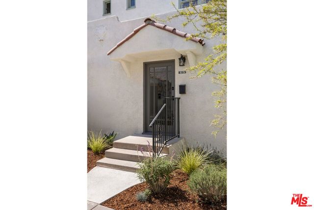 619 N Sycamore Avenue, Los Angeles, CA 90036