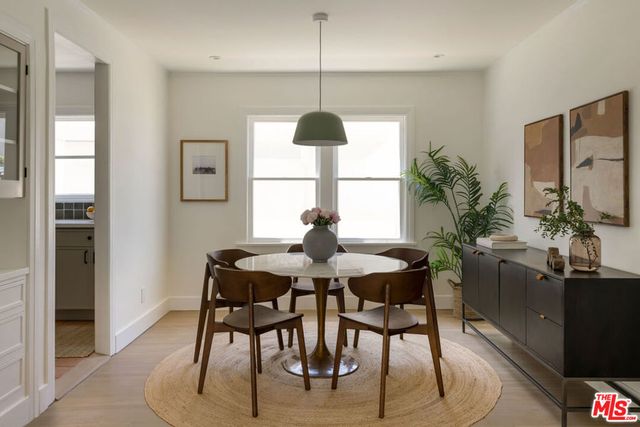 619 N Sycamore Avenue, Los Angeles, CA 90036