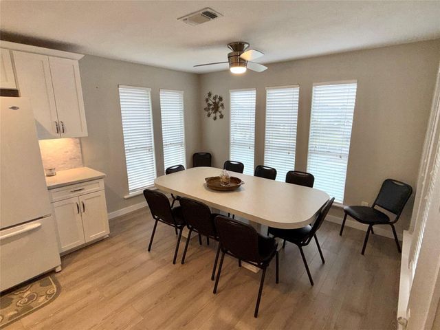 969 Bonita Street, Hitchcock, TX 77563