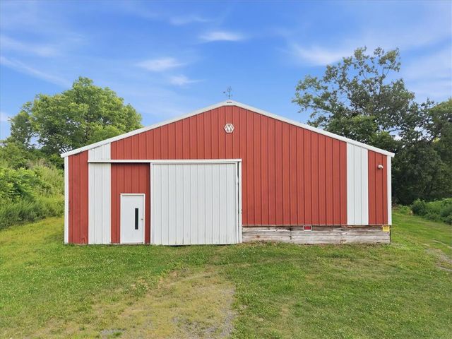 4065 Country Side Lane, Lower Saucon Twp, PA 18055