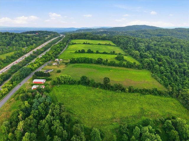4065 Country Side Lane, Lower Saucon Twp, PA 18055