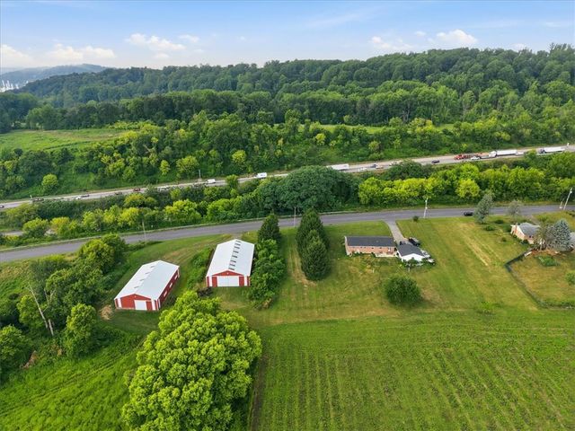 4065 Country Side Lane, Lower Saucon Twp, PA 18055