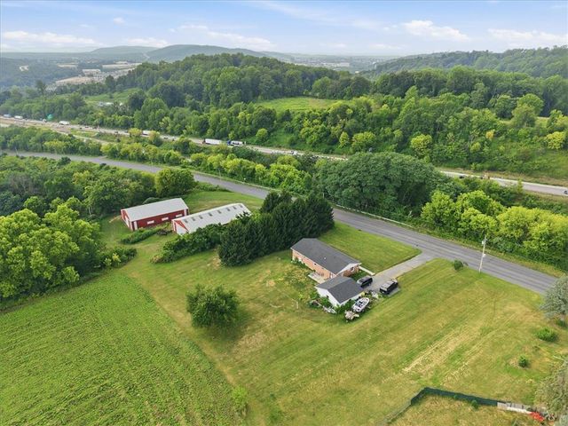 4065 Country Side Lane, Lower Saucon Twp, PA 18055