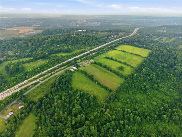 4065 Country Side Lane, Lower Saucon Twp, PA 18055