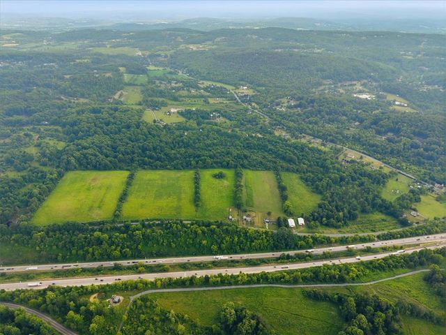 4065 Country Side Lane, Lower Saucon Twp, PA 18055