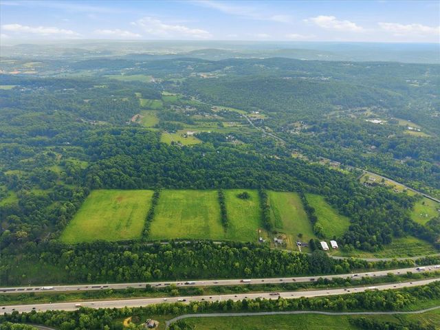 4065 Country Side Lane, Lower Saucon Twp, PA 18055