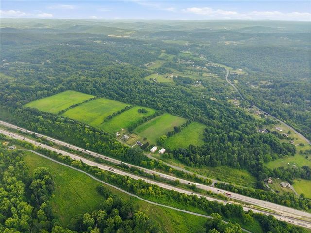 4065 Country Side Lane, Lower Saucon Twp, PA 18055