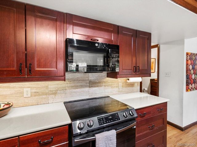 5845 W Portland Dr, Littleton, CO 80128