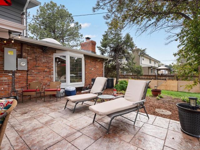 5845 W Portland Dr, Littleton, CO 80128