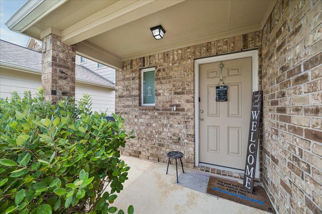 10711 Sun River Falls Drive, Humble, TX 77396