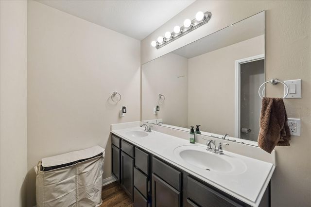 10711 Sun River Falls Drive, Humble, TX 77396