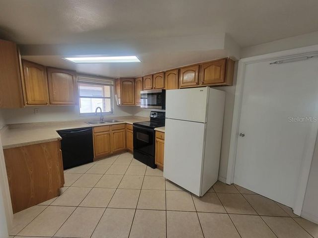 3413 ATLANTIS DRIVE NE, Holiday, FL 34691