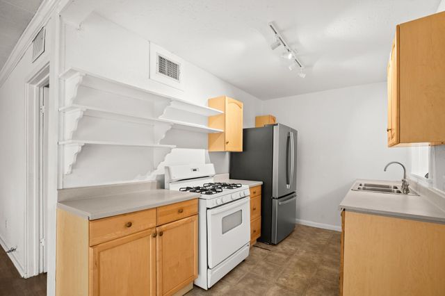 1707 Alguno RD C, Austin, TX 78757