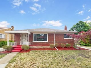 23880 Moritz Street, Oak Park, MI 48237
