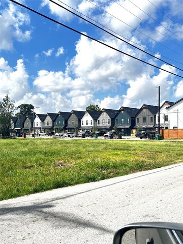 8409 Easter Street, Houston, TX 77088