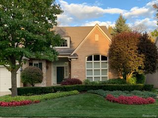 15870 Winding Creek Court 6, Northville Township, MI 48168