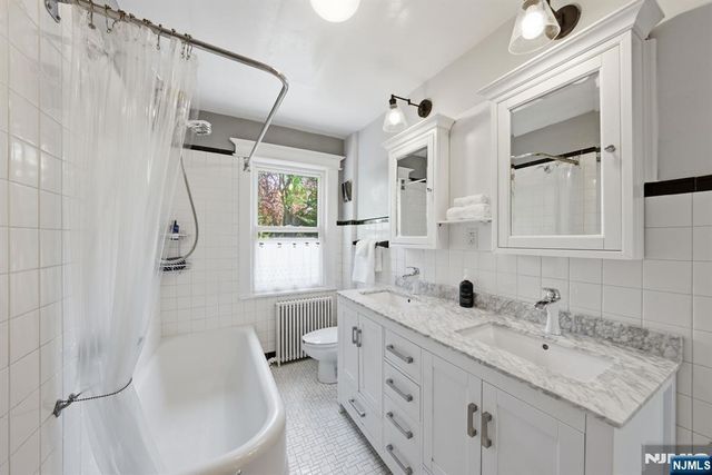 181 Highwood Avenue, Leonia, NJ 07605