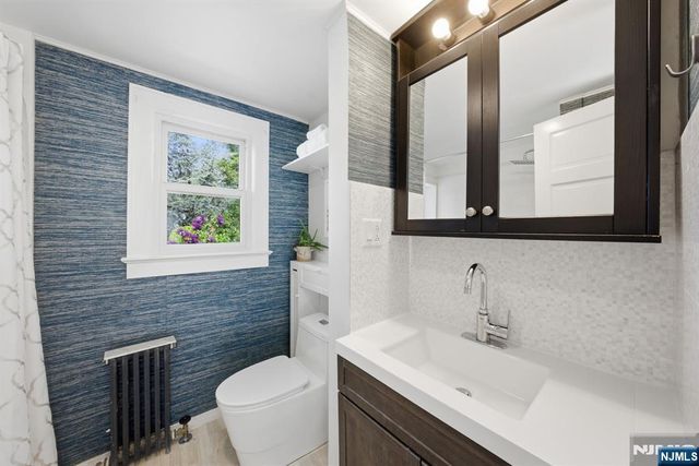 181 Highwood Avenue, Leonia, NJ 07605
