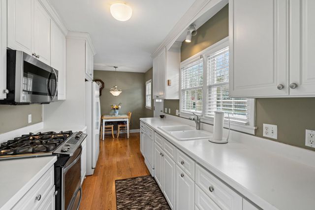 1829 Edgewood Avenue S, Saint Louis Park, MN 55426