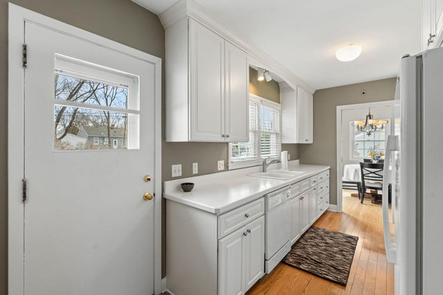 1829 Edgewood Avenue S, Saint Louis Park, MN 55426