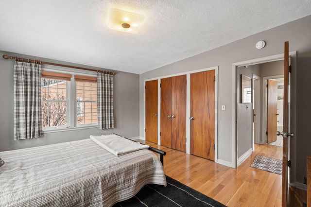 1829 Edgewood Avenue S, Saint Louis Park, MN 55426