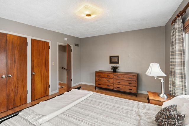 1829 Edgewood Avenue S, Saint Louis Park, MN 55426