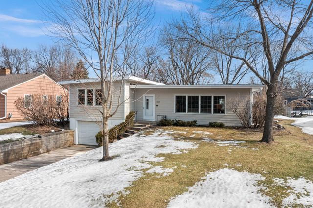 1829 Edgewood Avenue S, Saint Louis Park, MN 55426