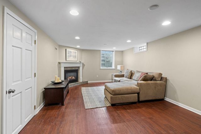 1829 Edgewood Avenue S, Saint Louis Park, MN 55426