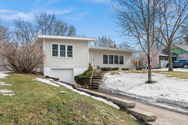 1829 Edgewood Avenue S, Saint Louis Park, MN 55426