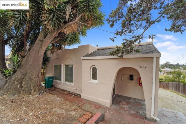 8117 Ney Ave, Oakland, CA 94605