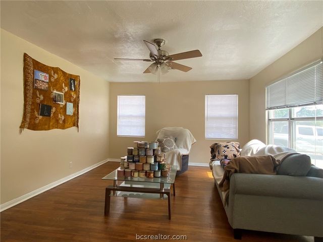 1203 Foster Avenue, College Station, TX 77840