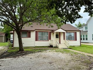 1203 Foster Avenue, College Station, TX 77840