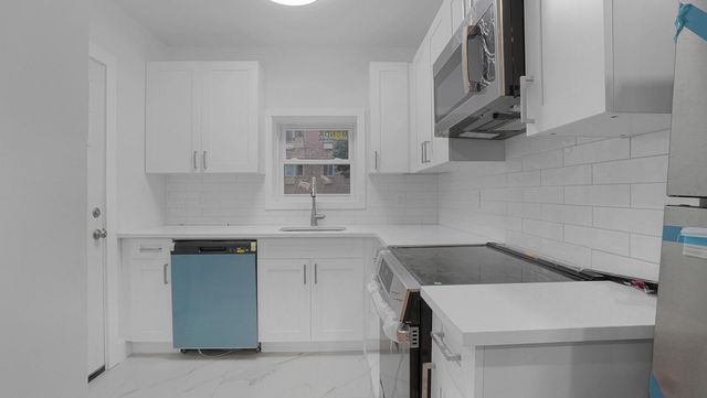 679 E 221st Street, Bronx, NY 10467