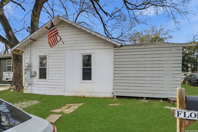 212 Armstrong, San Marcos, TX 78666