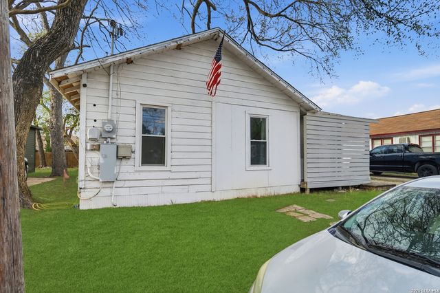 212 Armstrong, San Marcos, TX 78666