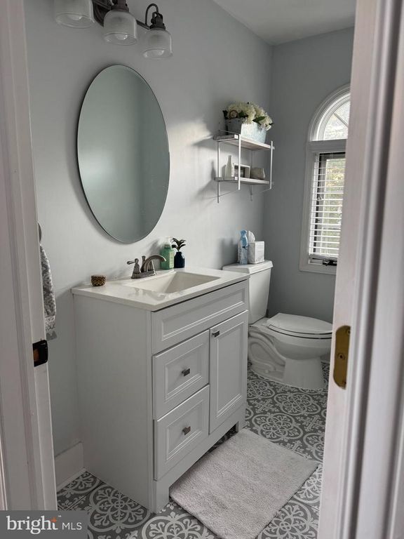 295 PARK PL, Media, PA 19063