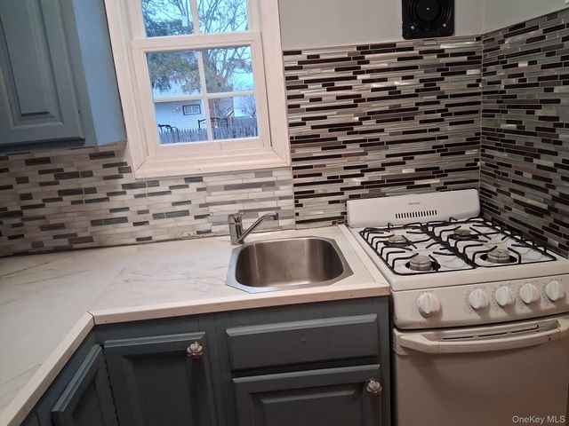 29 Hickory Street, Central Islip, NY 11722