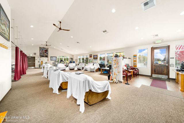 8300 N WAYNE DR, Hayden, ID 83835