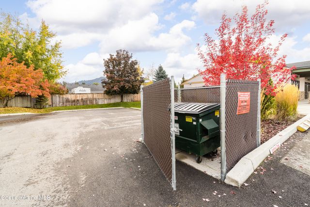 8300 N WAYNE DR, Hayden, ID 83835