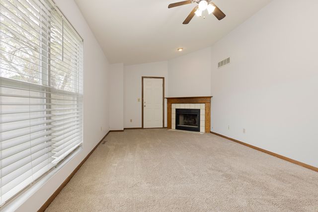 1816 Remington Road, Rockford, IL 61108