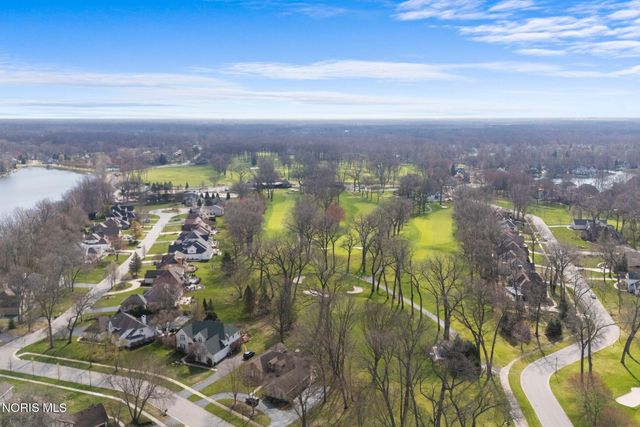 9114 Oak Valley Road, Holland, OH 43528