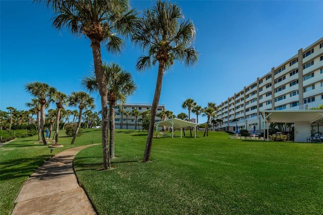 100 BLUFF VIEW DRIVE 511C, Belleair Bluffs, FL 33770