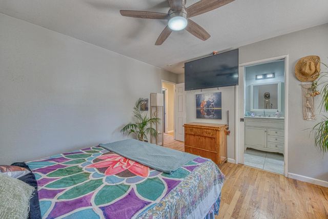 665 Paradise Road B, Salinas, CA 93907